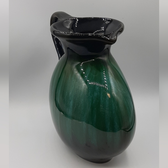 Vintage Blue Mountain Pottery BMP Unusual Pitcher Jug Drip Glaze Narrow - Picture 2 of 6